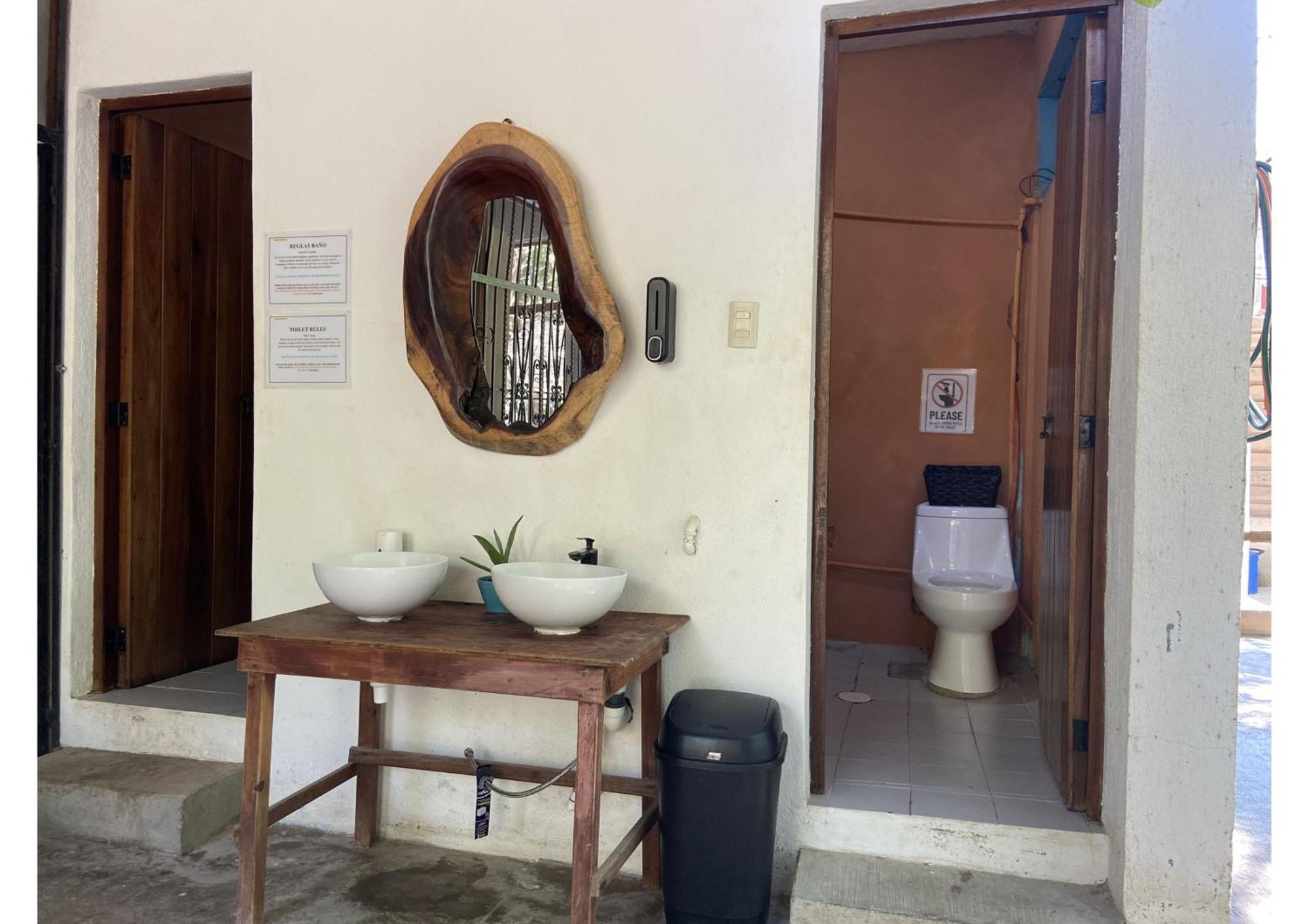 Maracuya Hostal Zipolite - Coworking, Gym, Activities Exterior photo