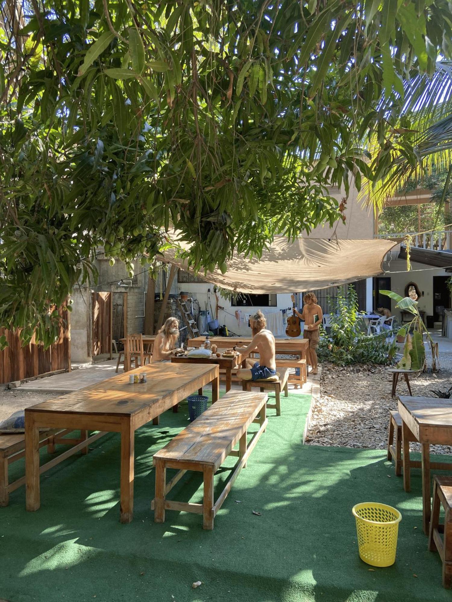 Maracuya Hostal Zipolite - Coworking, Gym, Activities Exterior photo